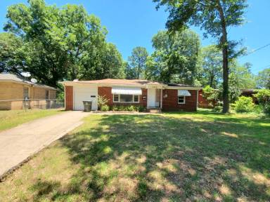 Main picture of 2340 Gish Ln