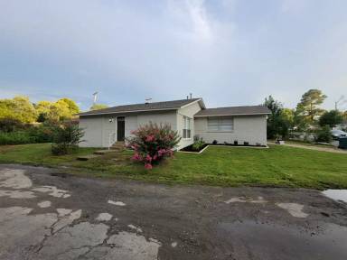 Main picture of 22 Villas Dr