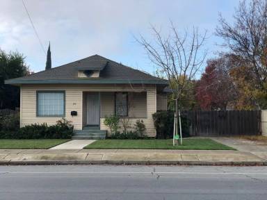 Main picture of 243 I St