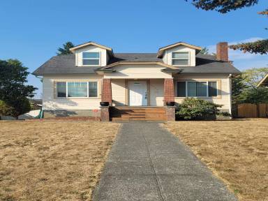 Main picture of 1524 Baker Ave
