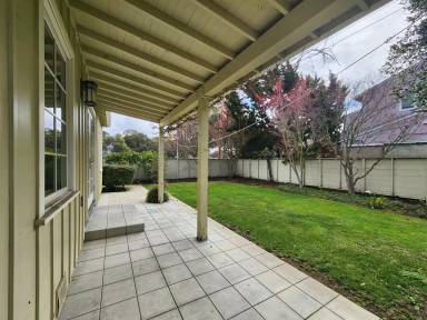Main picture of 30 Borel Ave