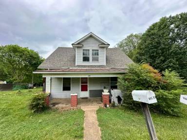 Main picture of 120 Hatcher St