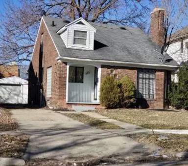 Main picture of 5591 Buckingham Ave