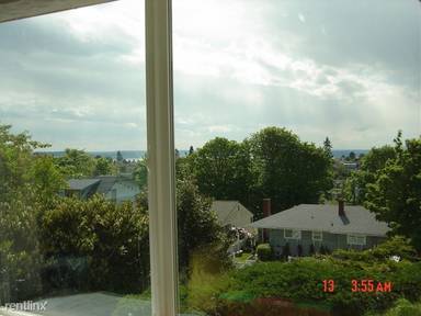 Main picture of 5202 37th Ave SW