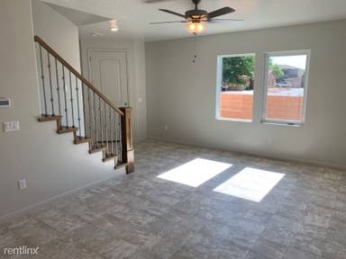Main picture of 140 W Center St