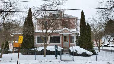 Main picture of 71 Franklin St