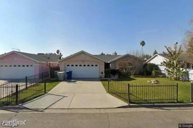 Main picture of 2340 S Karen Ave