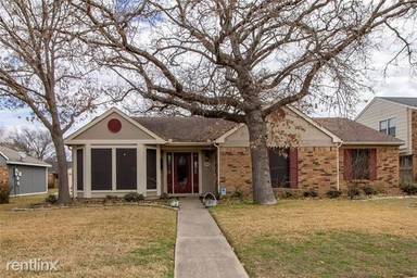 Main picture of 987 Redcedar Way Dr