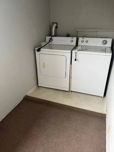 Main picture of 106 E Cherry Hills Ct