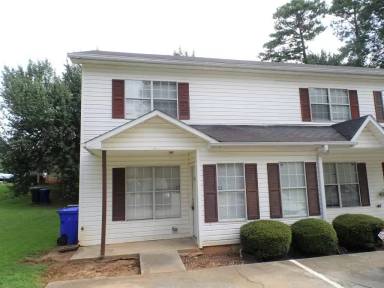 Main picture of 1701 Hunting Creek Ln SE