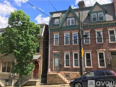 Main picture of 1022 Herron Ave