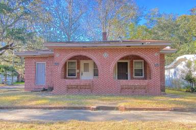 Main picture of 4306 Springfield Blvd