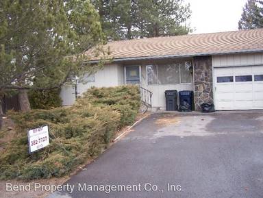 Main picture of 560 SE 4th St