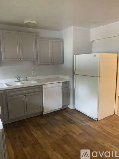 Main picture of 903 Wayne Ave
