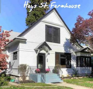 Main picture of 1016 W Hays St
