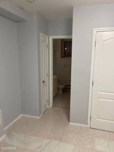 Main picture of 908 Rockland Ave