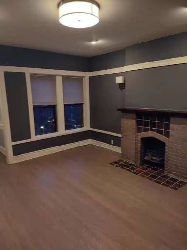 Main picture of 937 W Windsor Ave