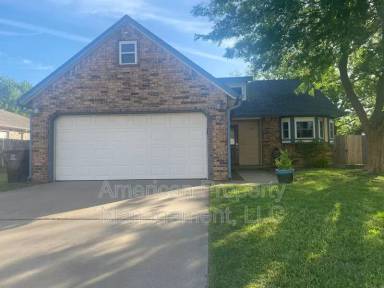 Main picture of 4729 S Ironwood Ave