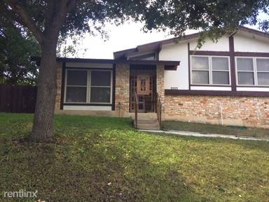 Main picture of 2523 Town Briar St