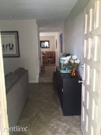 Main picture of 4276 Paseo de Oro