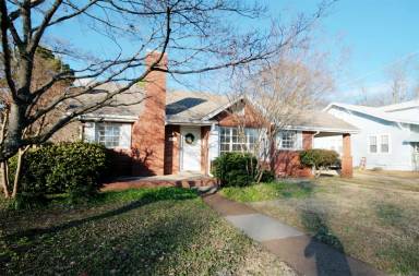 Main picture of 1203 Pratt Ave NE