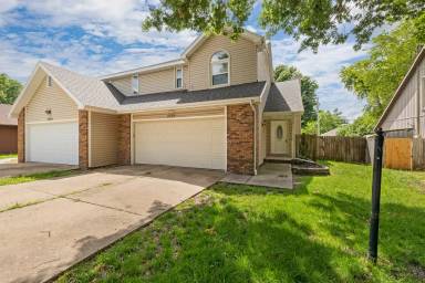 Main picture of 3753 N Pickwick Ave