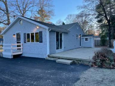 Main picture of 26 Oak Dr