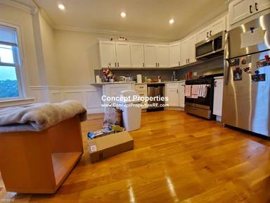 Main picture of 3411 Washington St