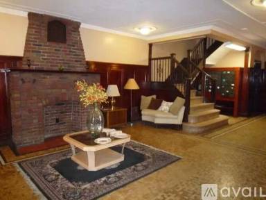 Main picture of 2045 Commonwealth Ave