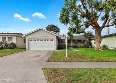Main picture of 3165 Monogram Ave