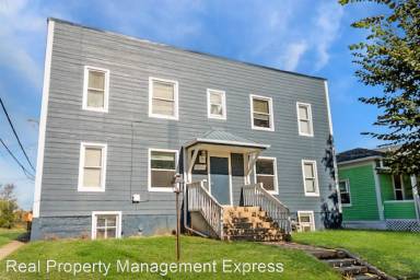 Main picture of 316 E 15th St