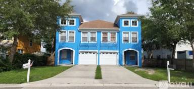 Main picture of 113 Kenwood Ave