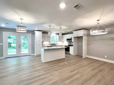 Main picture of 710 Hollie Way