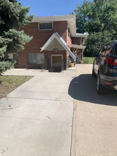 Main picture of 1602 Violet St