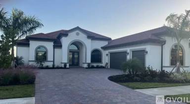 Main picture of 597 Maraviya Blvd