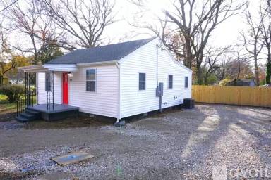 Main picture of 109 Berkley St