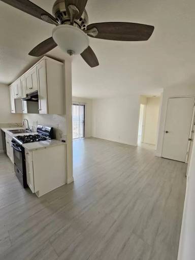 Main picture of 3405 Marathon St