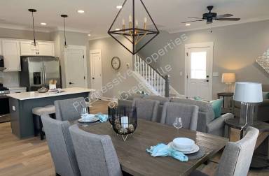 Main picture of 120 Lilia Hill Cir