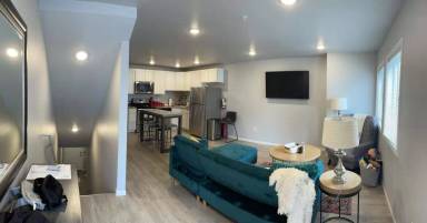 Main picture of 802 7th Ave S