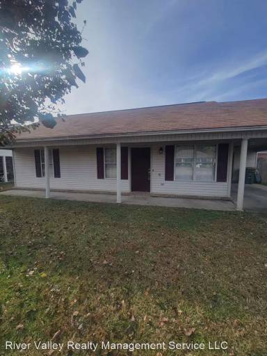 Main picture of 127 Field Crest Dr