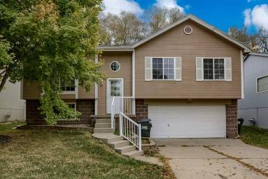 Main picture of 7325 Wyoming St