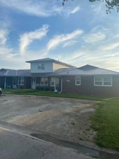 Main picture of 106 Martin Ct