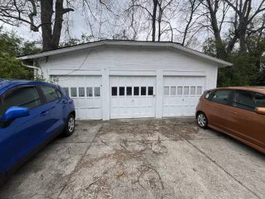 Main picture of 567 Grand Ave