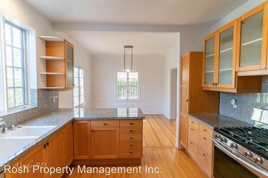 Main picture of 1205 S Orlando Ave