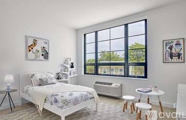 Main picture of 79 Maple St
