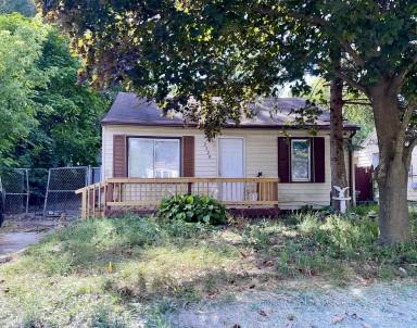 Main picture of 2220 E Bergin Ave