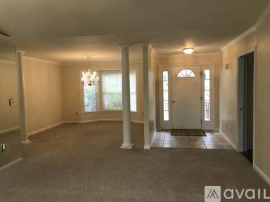 Main picture of 113 Battlefield Rd
