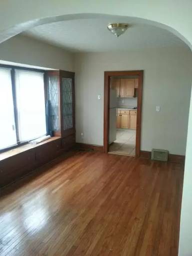 Main picture of 4976 E 110th St
