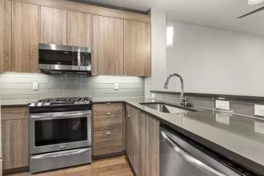 Main picture of 4356 N Michigan Ave