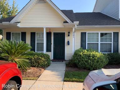 Main picture of 205 Sonata Cir